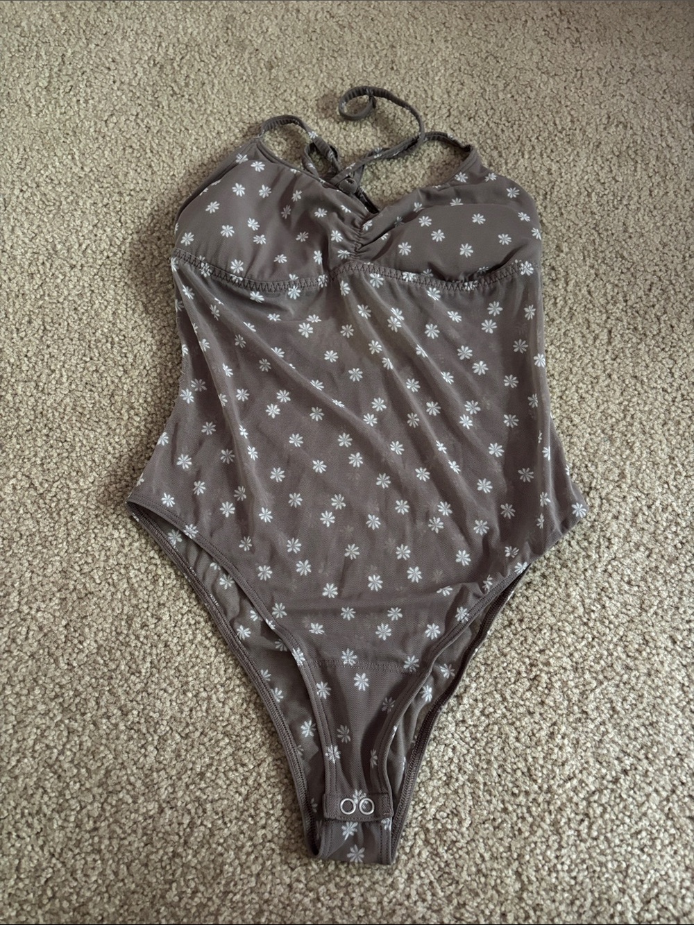 Gilly Hicks Daisy Print One-Piece Swimsuit - Taupe & White size small